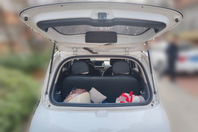 Used ORA White Cat 2022 Upgraded Model 305km Range Luxury Version Lithium-Ion Battery Trunk