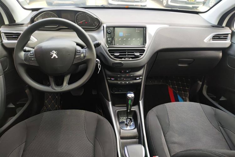 Used Peugeot 2008 2018 1.6L Automatic Fashion Edition Interior 2