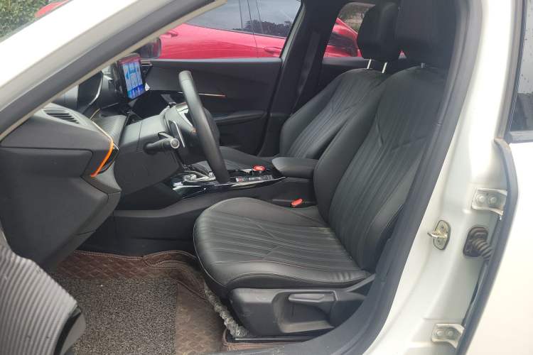 Used Peugeot 2008 2022 230THP THE ONE Left Front Seat