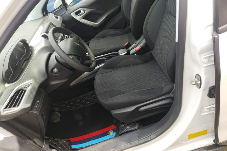 Used Peugeot 2008 2018 1.6L Automatic Fashion Edition Left Front Seat
