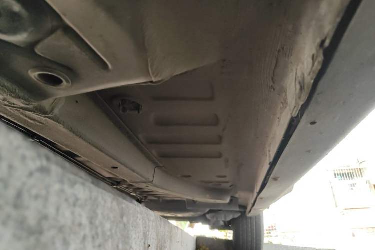 Used Peugeot 2008 2014 1.6L Automatic Navigation Edition Chassis Front Left