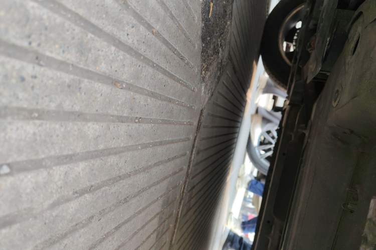 Used Peugeot 2008 2014 1.6L Automatic Fashion Edition Chassis Front Left