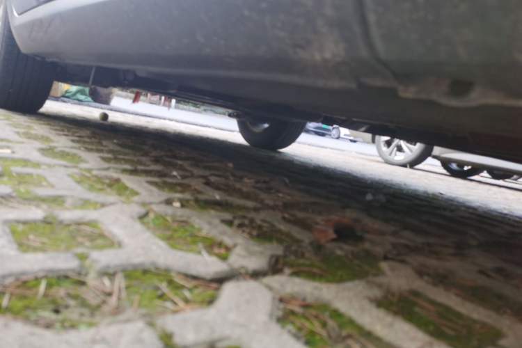 Used Peugeot 2008 2014 1.6L Manual Trend Edition Chassis Front Right