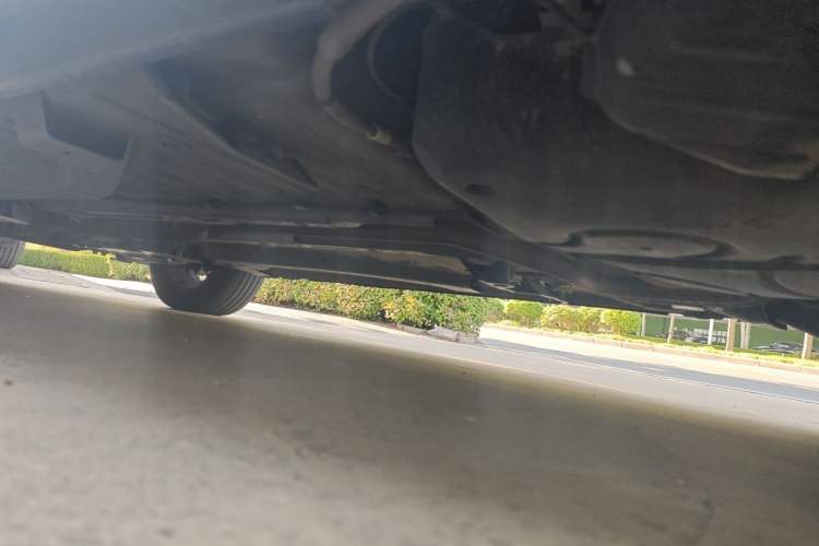 Used Peugeot 2008 2014 1.6L Automatic Navigation Edition Chassis Rear Left