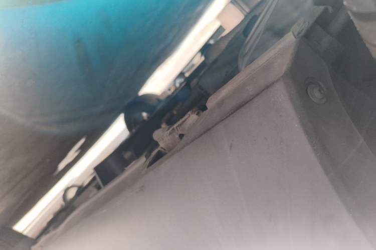 Used Peugeot 2008 2014 1.6L Automatic Fashion Edition Chassis Rear Right