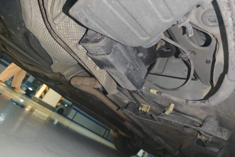Used Peugeot 2008 2014 1.6L Automatic Fashion Edition Chassis Rear Right