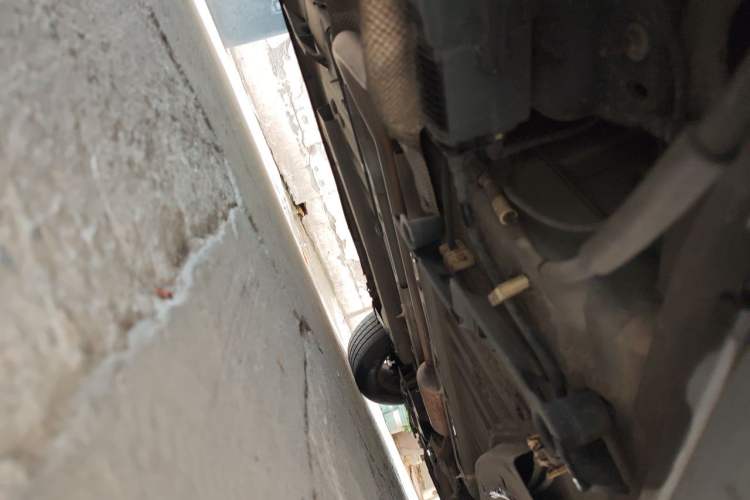 Used Peugeot 2008 2014 1.6L Manual Trend Edition Chassis Rear Right