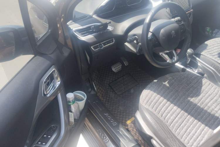 Used Peugeot 2008 2014 1.6L Automatic Navigation Edition Driver Seat