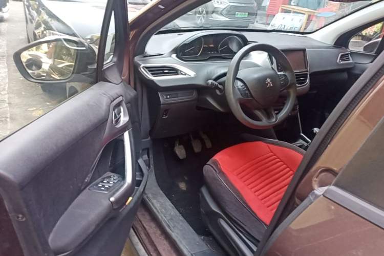 Used Peugeot 2008 2014 1.6L Manual Fashion Edition Driver Seat