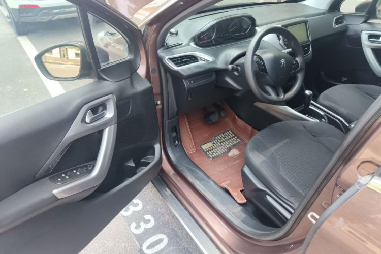 Used Peugeot 2008 2014 1.6L Automatic Fashion Edition Driver Seat
