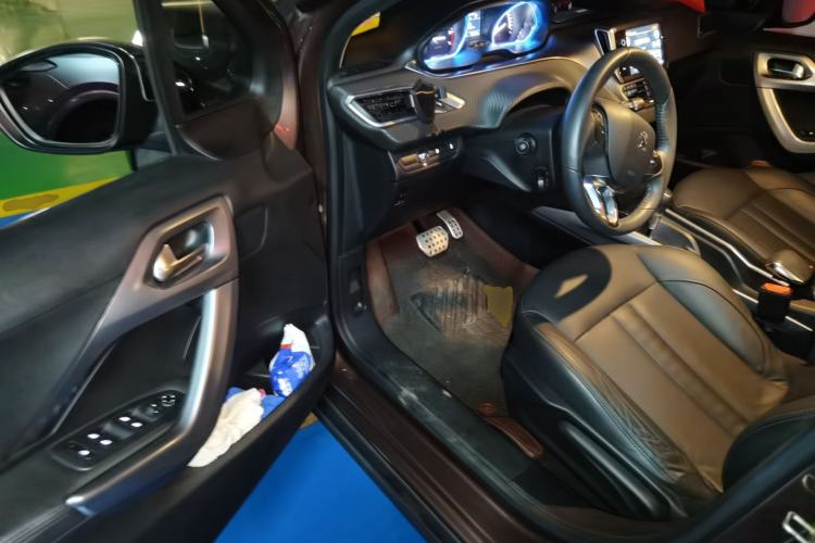 Used Peugeot 2008 2014 1.6L Automatic Navigation Edition Driver Seat