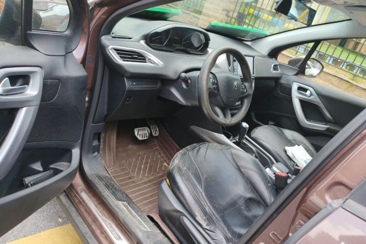 Used Peugeot 2008 2014 1.6L Automatic Fashion Edition Driver Seat