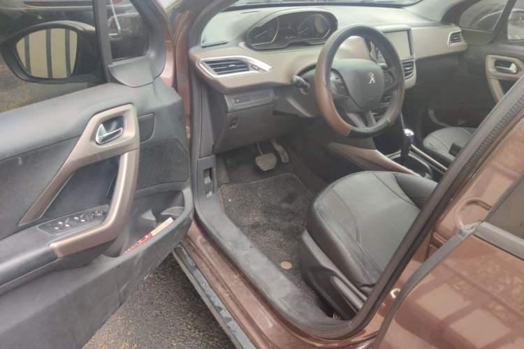 Used Peugeot 2008 2014 1.6L Automatic Fashion Edition Driver Seat