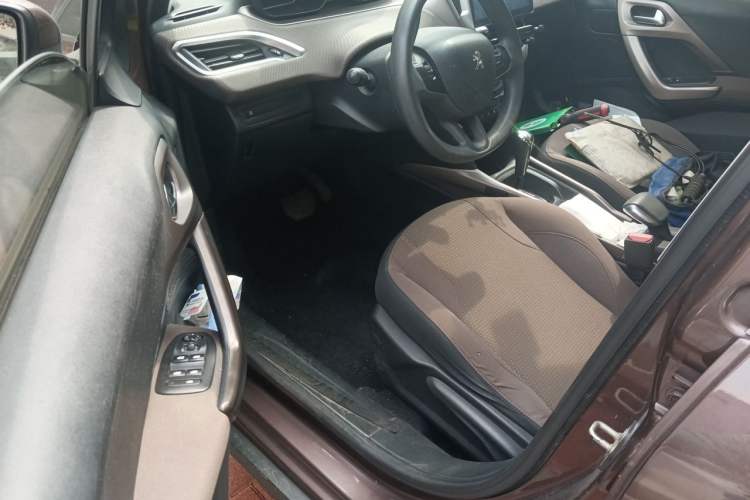 Used Peugeot 2008 2014 1.6L Automatic Fashion Edition Driver Seat