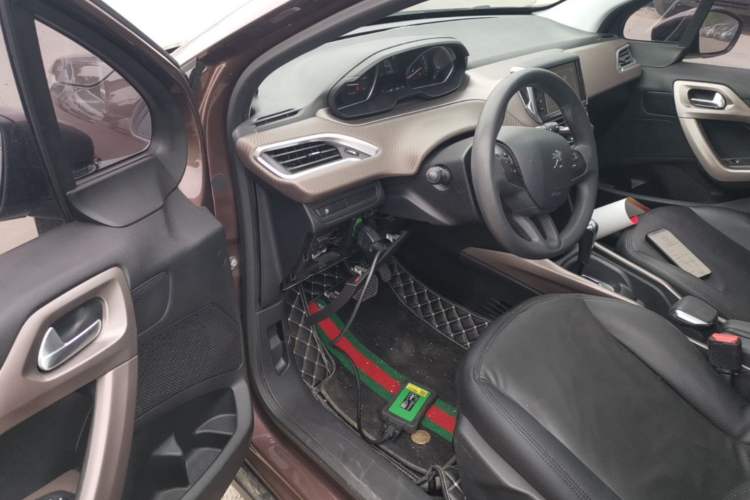 Used Peugeot 2008 2014 1.6L Automatic Fashion Edition Driver Seat