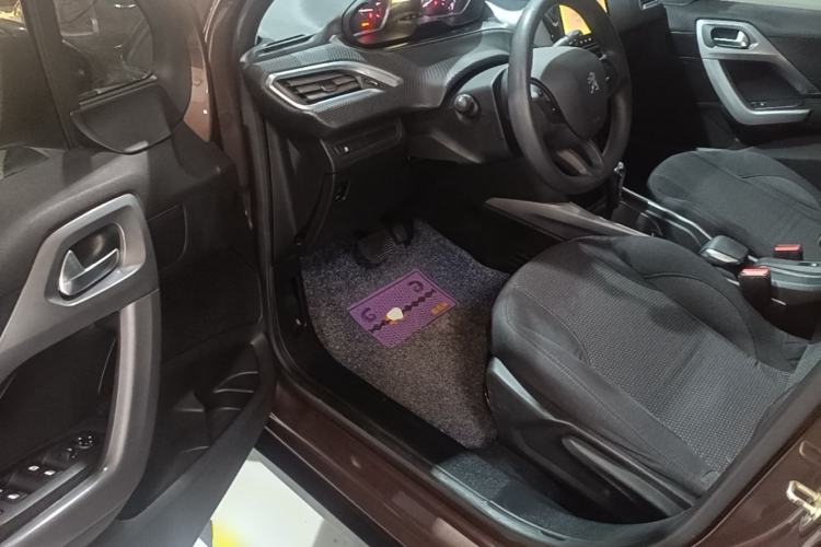 Used Peugeot 2008 2014 1.6L Automatic Fashion Edition Driver Seat