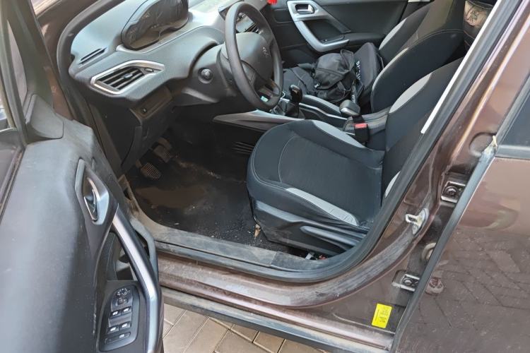 Used Peugeot 2008 2014 1.6L Manual Trend Edition Driver Seat
