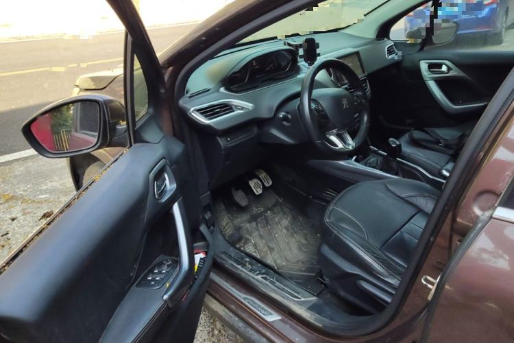 Used Peugeot 2008 2014 1.6L Manual Fashion Edition Driver Seat