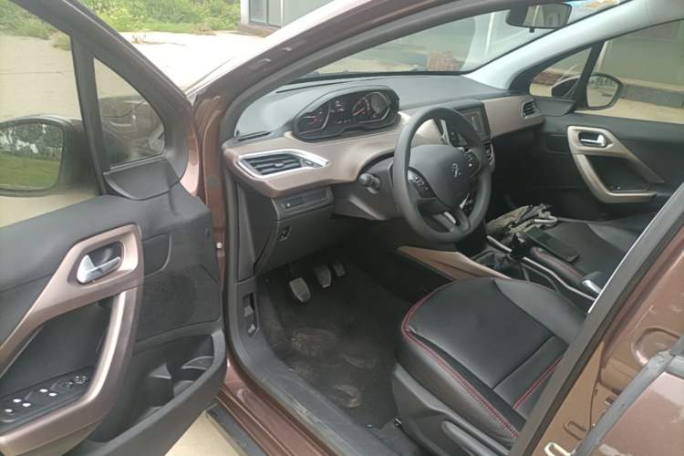 Used Peugeot 2008 2014 1.6L Manual Fashion Edition Driver Seat