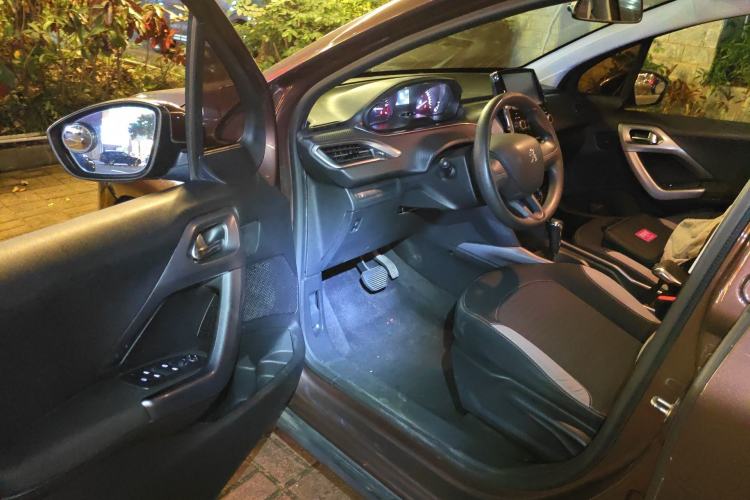 Used Peugeot 2008 2014 1.6L Automatic Trend Edition Driver Seat