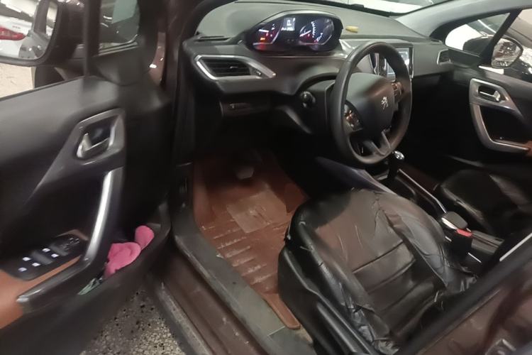 Used Peugeot 2008 2014 1.6L Automatic Fashion Edition Driver Seat
