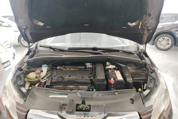 Used Peugeot 2008 2014 1.6L Manual Fashion Edition Engine Bay