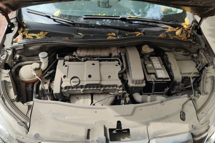 Used Peugeot 2008 2014 1.6L Automatic Navigation Edition Engine Bay