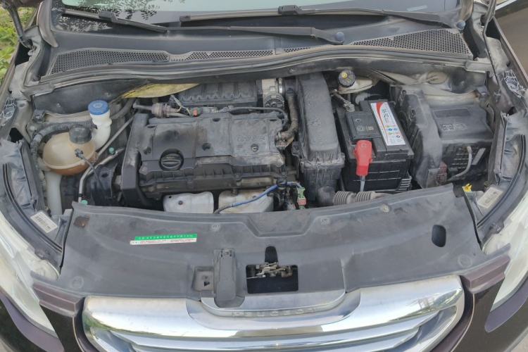 Used Peugeot 2008 2014 1.6L Manual Fashion Edition Engine Bay