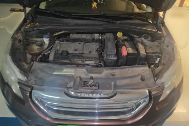 Used Peugeot 2008 2014 1.6L Automatic Fashion Edition Engine Bay