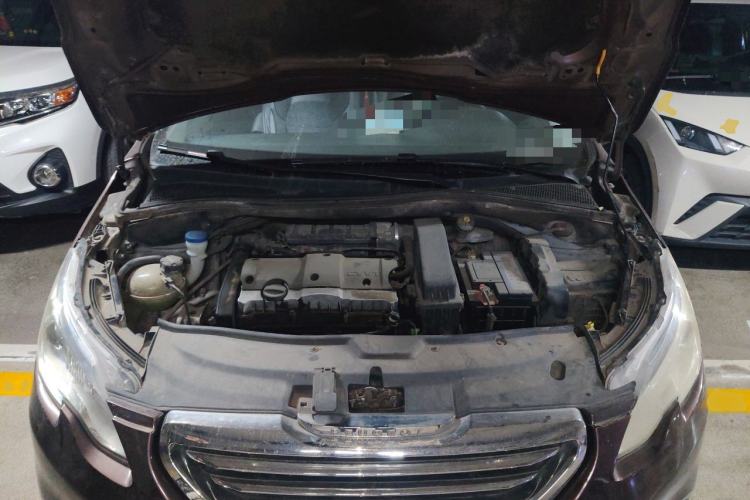 Used Peugeot 2008 2014 1.6L Manual Fashion Edition Engine Bay