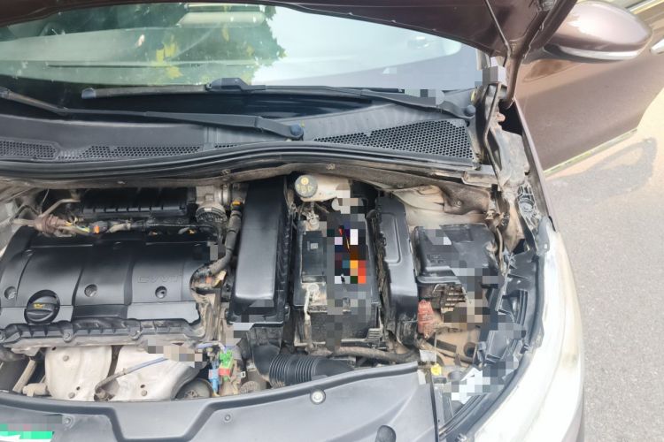 Used Peugeot 2008 2014 1.6L Automatic Fashion Edition Engine Bay Left