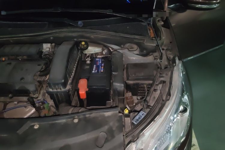 Used Peugeot 2008 2014 1.6L Manual Fashion Edition Engine Bay Left