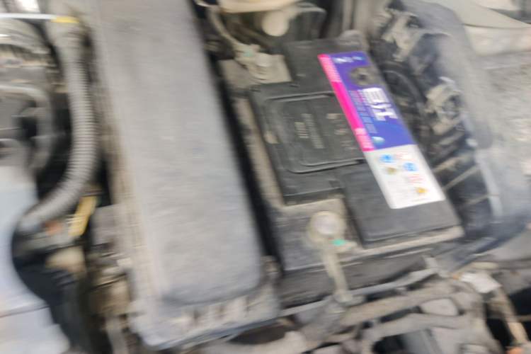 Used Peugeot 2008 2014 1.6L Automatic Fashion Edition Engine Bay Left