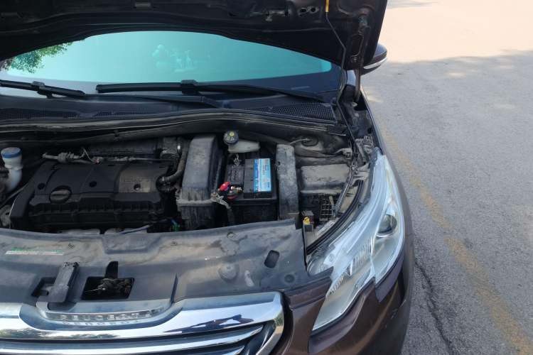 Used Peugeot 2008 2014 1.6L Manual Fashion Edition Engine Bay Left