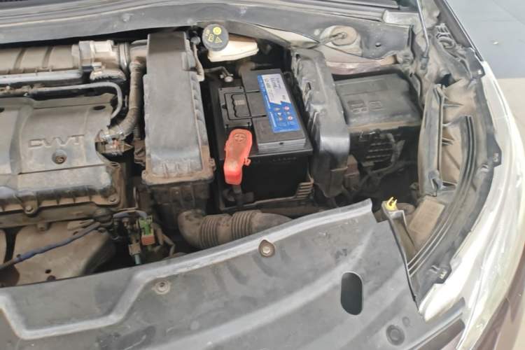 Used Peugeot 2008 2014 1.6L Automatic Trend Edition Engine Bay Left