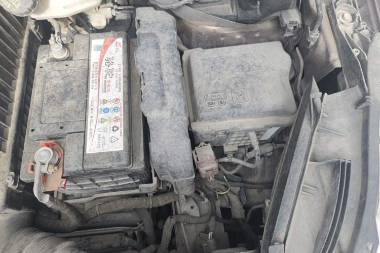 Used Peugeot 2008 2014 1.6L Automatic Fashion Edition Engine Bay Left