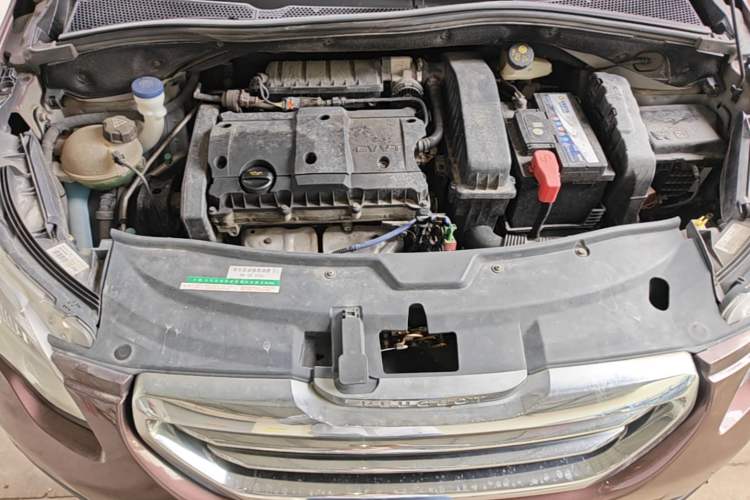 Used Peugeot 2008 2014 1.6L Automatic Fashion Edition Engine Bay