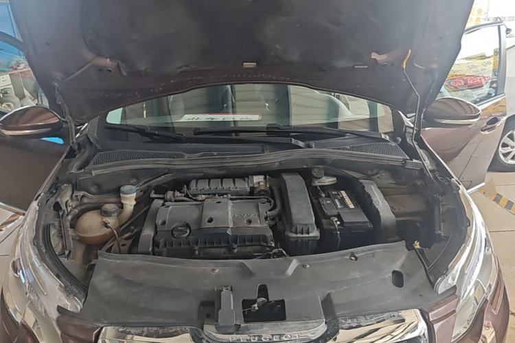 Used Peugeot 2008 2014 1.6L Automatic Fashion Edition Engine Bay