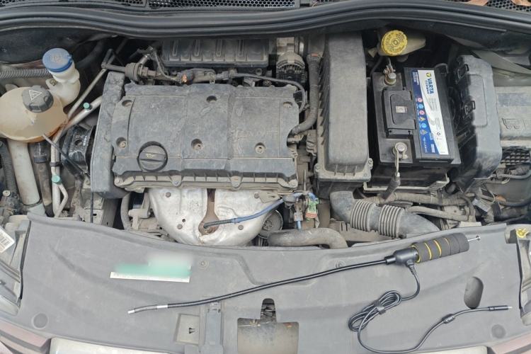 Used Peugeot 2008 2014 1.6L Automatic Fashion Edition Engine Bay