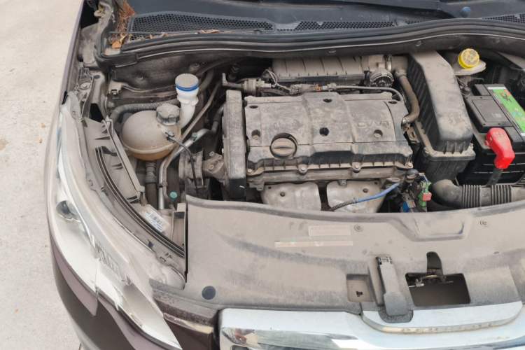 Used Peugeot 2008 2014 1.6L Manual Fashion Edition Engine Bay Right