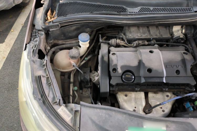 Used Peugeot 2008 2014 1.6L Automatic Fashion Edition Engine Bay Right