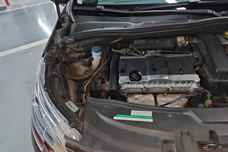 Used Peugeot 2008 2014 1.6L Manual Fashion Edition Engine Bay Right