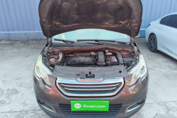 Used Peugeot 2008 2014 1.6L Automatic Fashion Edition Engine Bay