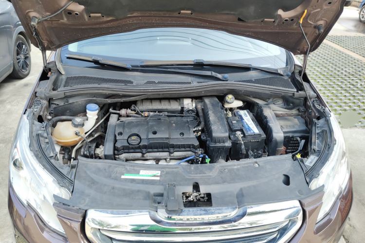 Used Peugeot 2008 2014 1.6L Automatic Fashion Edition Engine Bay