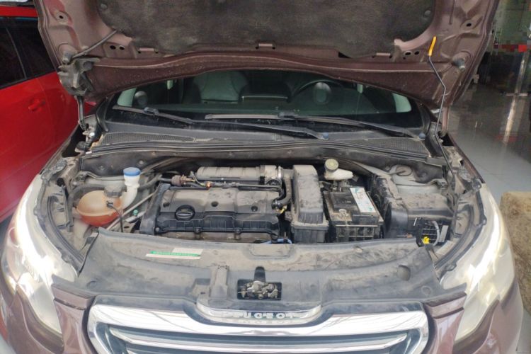Used Peugeot 2008 2014 1.6L Automatic Navigation Edition Engine Bay