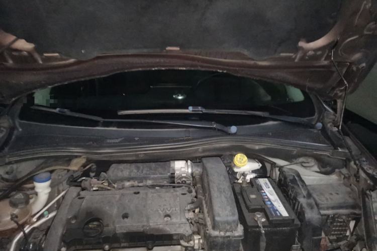 Used Peugeot 2008 2014 1.6L Automatic Fashion Edition Engine Bay