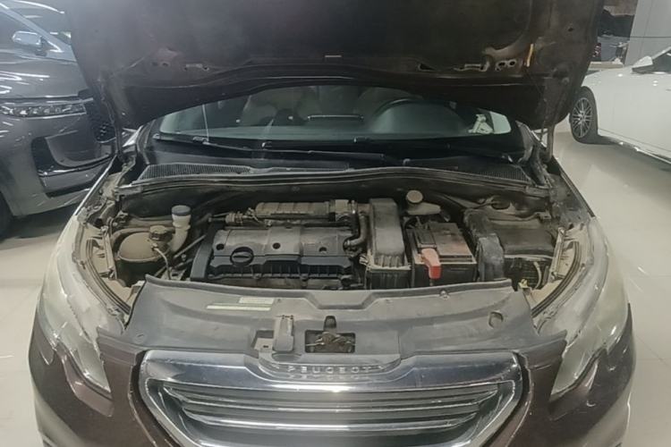 Used Peugeot 2008 2014 1.6L Automatic Fashion Edition Engine Bay