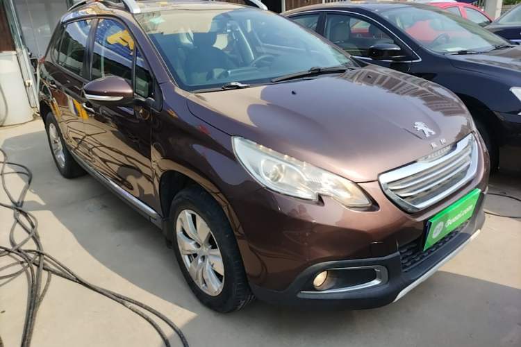 Used Peugeot 2008 2014 1.6L Manual Fashion Edition Exterior 1