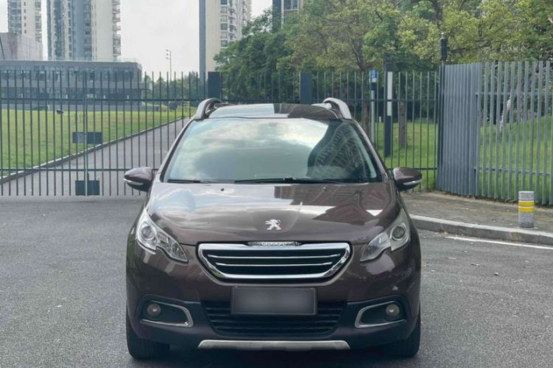Used Peugeot 2008 2014 1.6L Automatic Fashion Edition Exterior 11