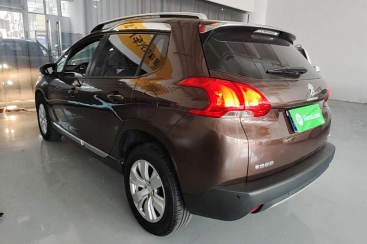 Used Peugeot 2008 2014 1.6L Manual Fashion Edition Exterior 2